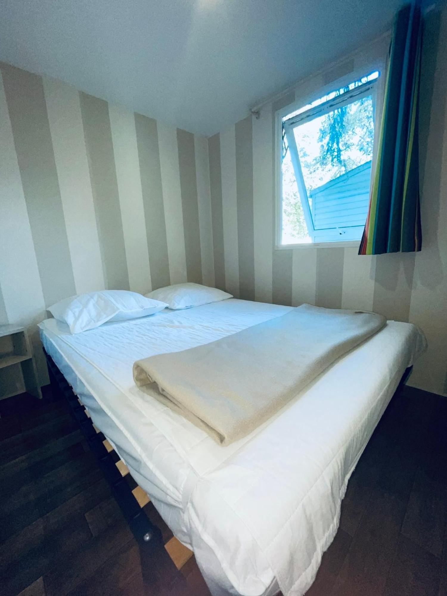 Chez Philippe Et Sylvie - 2 Bungalows Pour 5 Proche Europa-Park Boofzheim Номер фото